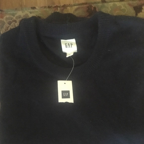 Navy Blue Gap Men’s Sweater Size Medium - Picture 2 of 3
